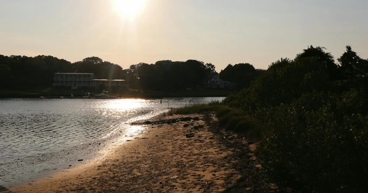 Downtown Hampton Bays, NY, NY