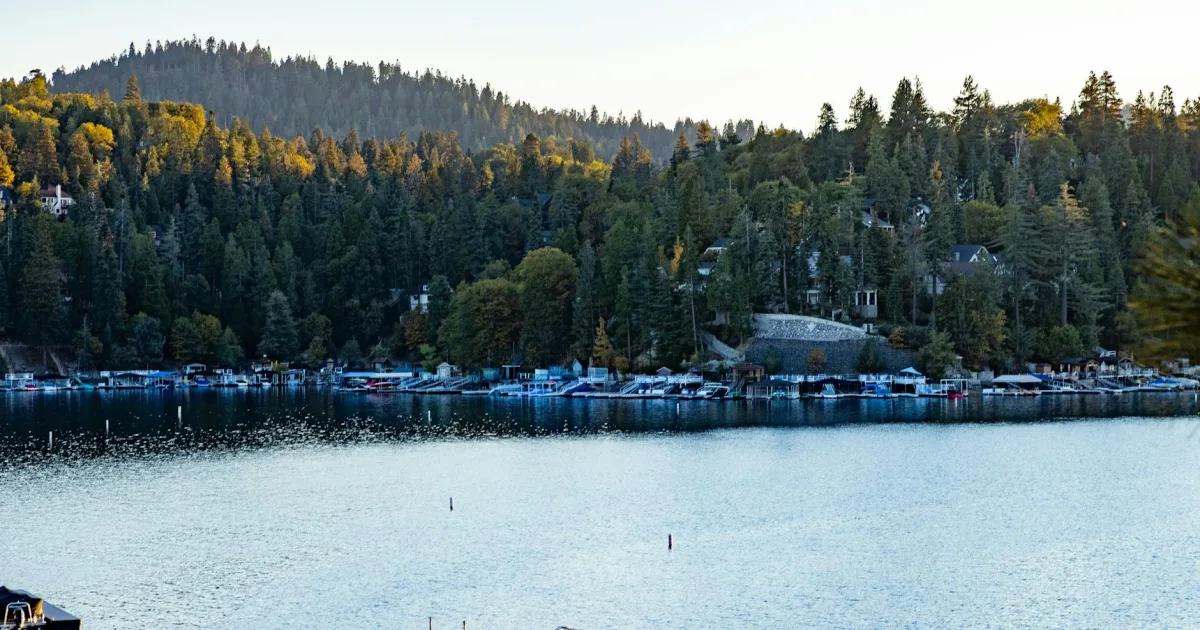 Downtown Lake Arrowhead, CA, CA